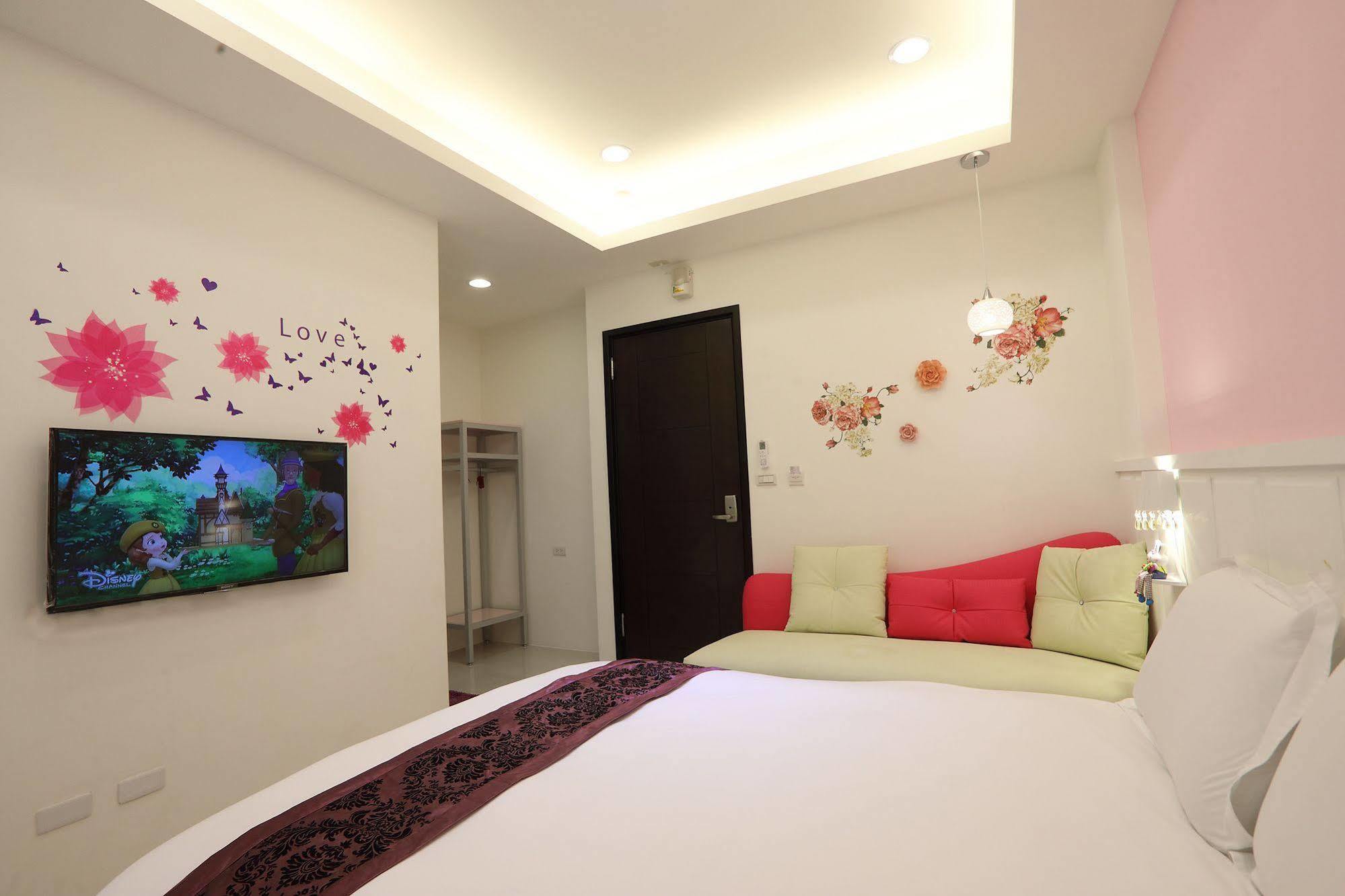 Pure B&B Hualien City Exterior photo