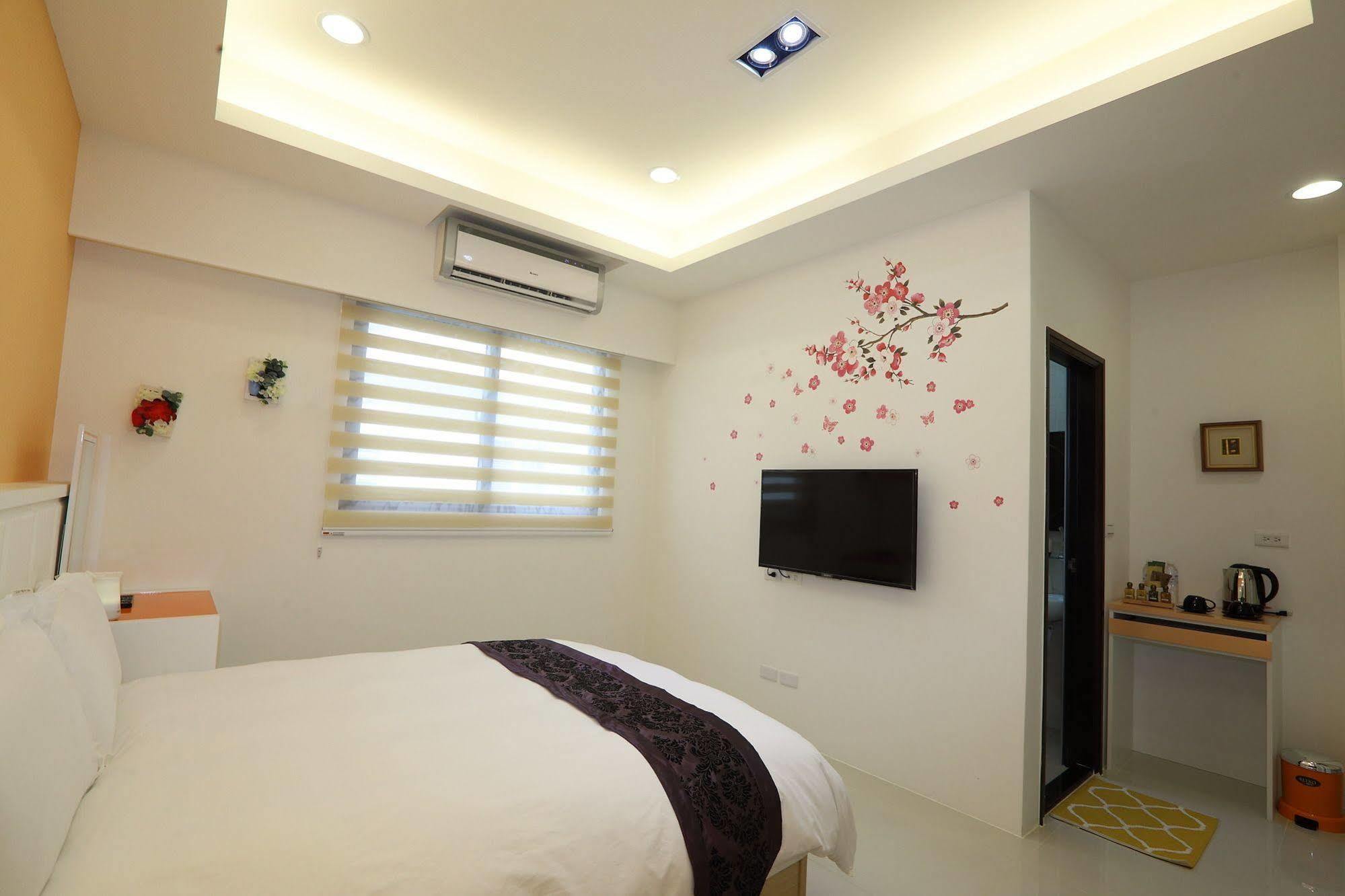 Pure B&B Hualien City Exterior photo